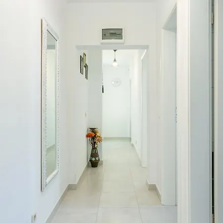 公寓 With Parking Space Podstrana, Split - 17586