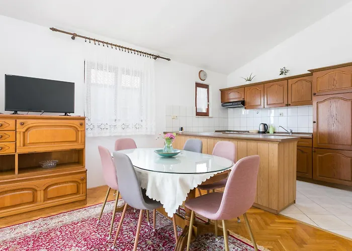 With Parking Space Podstrana, Split - 17586 Appartamento