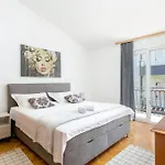 Apartamento With Parking Space Podstrana, Split - 17586