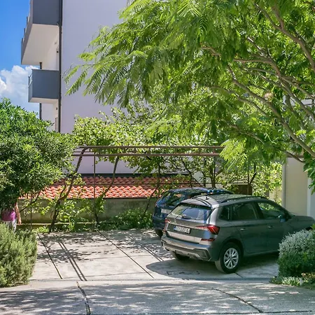 With Parking Space Podstrana, Split - 17586 Apartamento Podstrana