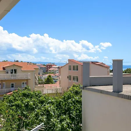 Apartamento With Parking Space Podstrana, Split - 17586 Podstrana